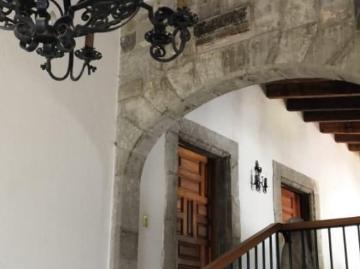 Casa Antigua en Rancho Cortes, Norte de Cuernavaca, Morelos