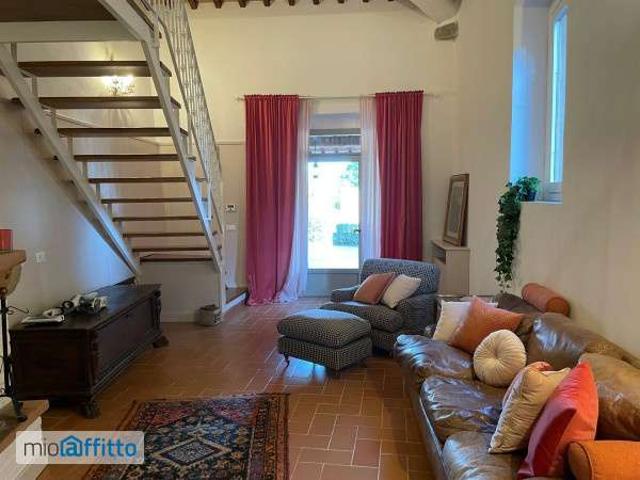 casa arredata con terrazzo Isolotto e legnaia