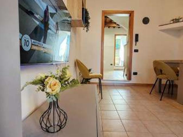 casa arredata con terrazzo Jesi