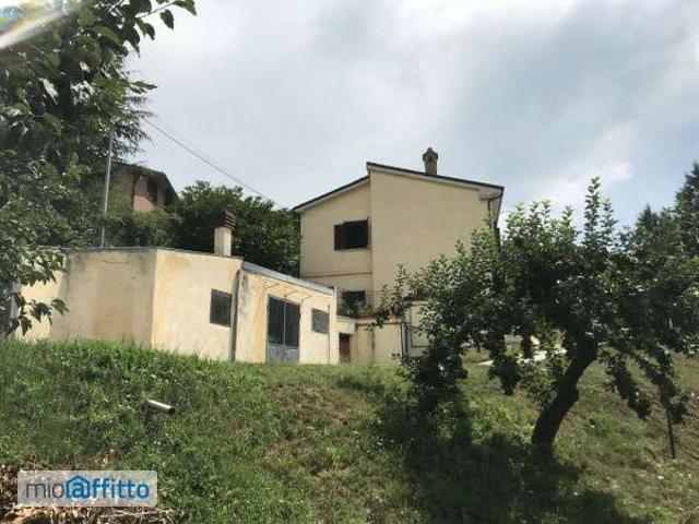 casa arredata con terrazzo L'Aquila