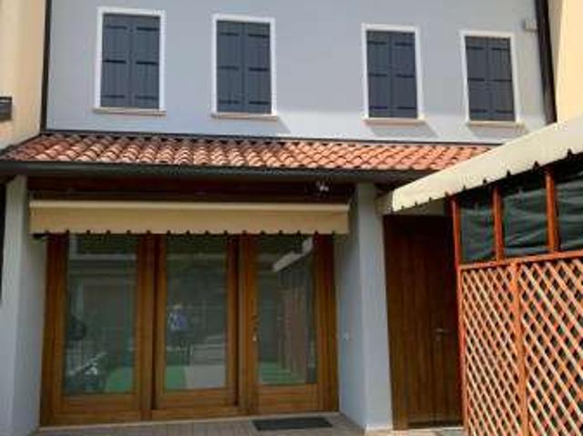 casa arredata Este
