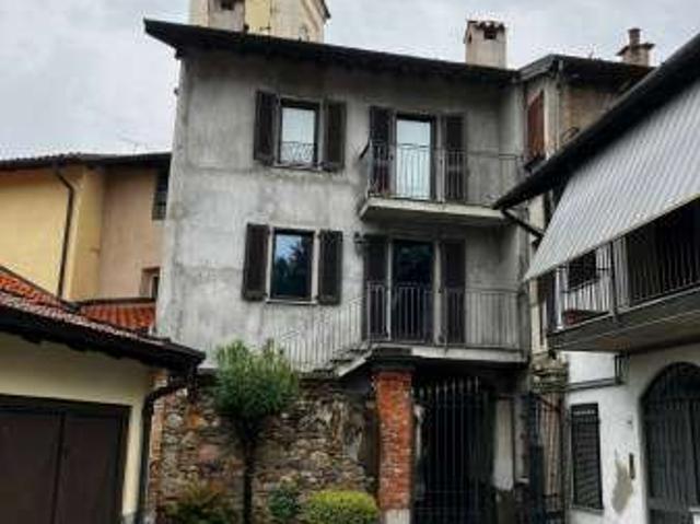 casa arredata Varese
