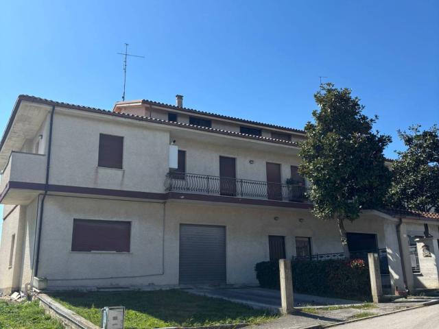 Casa associata in vendita a Magliano di Tenna