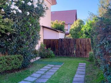 CASA Buen Barrio CARDENAL FRESNO / SAN CARLOS Amoblada | 5 Dormitorios por 5600.00 en Puente Alto