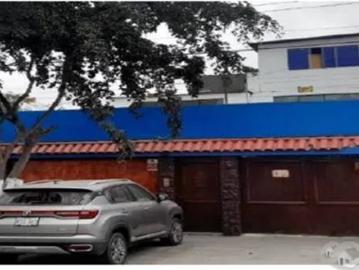 Casa buena ubicación