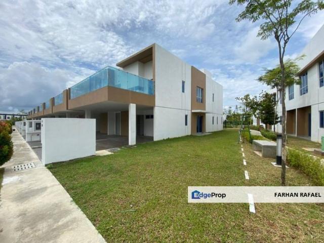 Casa Bluebell @ Cybersouth