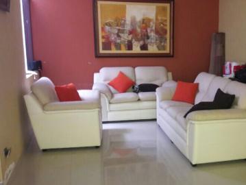 Casa Bonita amoblada en exclusivo condominio en Urb. Los Cocos del Chipe, Piura