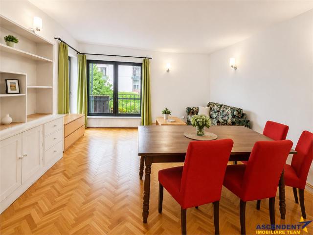 Casa cu acces auto in curte proprie, stil vintage, zona Star Centrul Istoric, Brasov