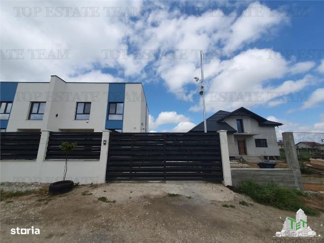 Casa cu etaj duplex la rosu cu finisaj exterior Agigea Constanta