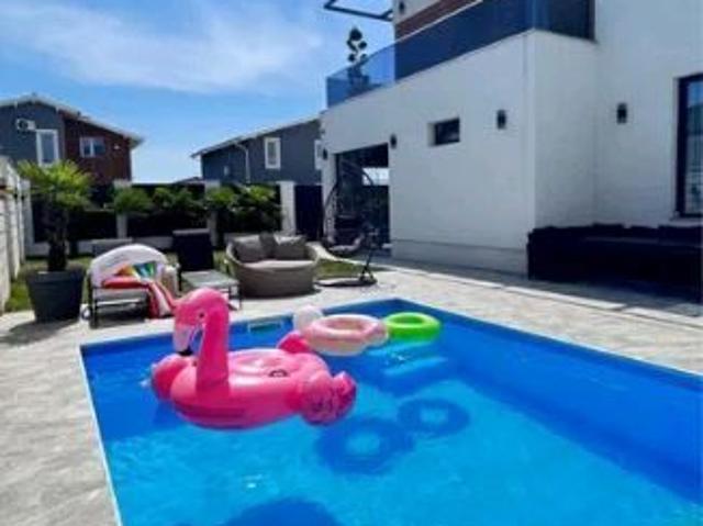 Casa cu gradina si piscina oras Pantelimon