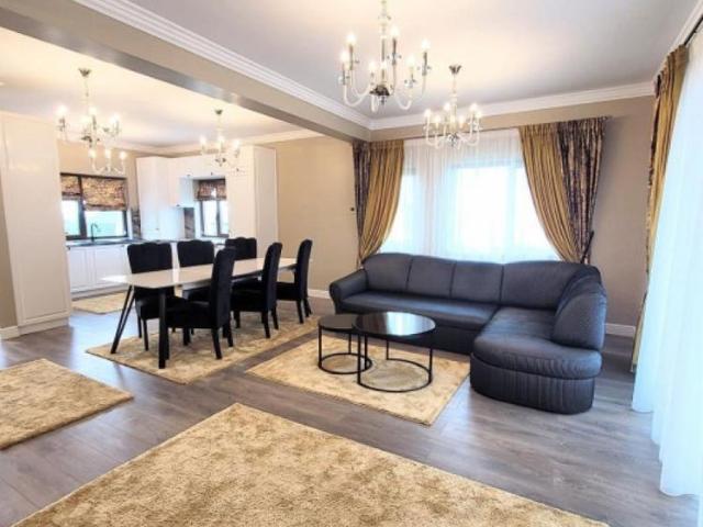 Casa cu jacuzzi, Voronet, LUX
