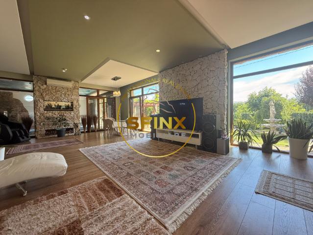Casa cu vedere la lac | Piscina interioara | Sala de sport | Ideala evenimente Sfinx Imobiliare