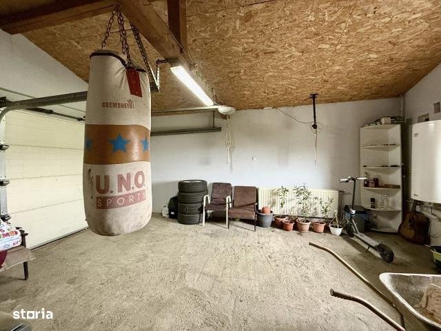 Casa cu 1100 mp teren, priveliste deosebita 5 camere, livada