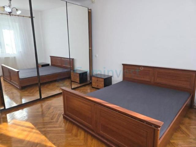 Casa cu 3 camere de inchiriat, Oradea, Cantemir, 75mp singur in curte