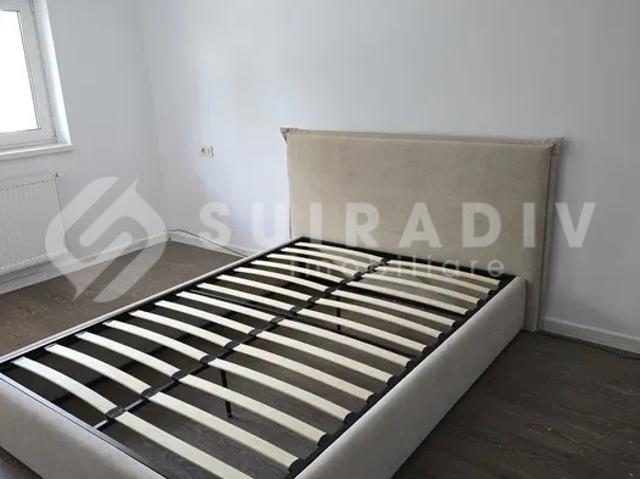 Casa cu 4 camere, recent renovata, 2 parcari zona Rivus