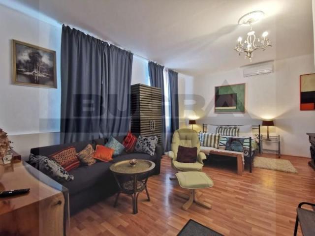 Casa cu 5 camere, 230 mp utili+1000 mp teren,zona strazii Romulus Vuia