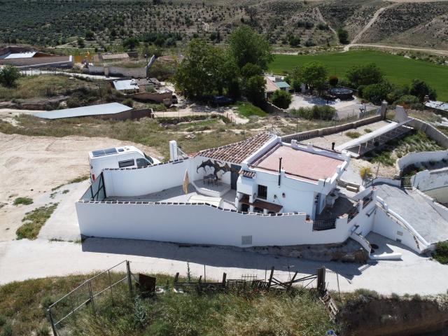 Casa cueva con ampliación y terraza, Huéscar – Granada Esta. 106m² Huéscar