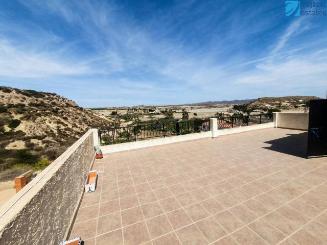 Casa Cueva en venta en Cuevas del Almanzora en Almería, Andalucía con un gran solarium y a sólo 9 kilómetros de la playa
