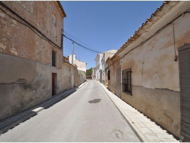 Casa Cueva en Venta en Pinoso, Alicante