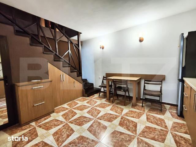 Casa curte comuna, Ultracentral