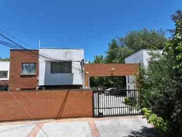 CASA Calle 3 Sur 530 | 3 Dormitorios por 155000. 00 en Talca