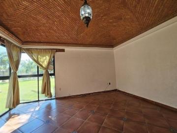 Casa campestre en venta con alberca en Hacienda de Valle Verde