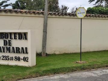 Casa Campestre En Venta En Bogota En La Arboleda V226971