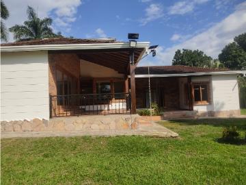 Casa Campestre en Venta en Girón, Santander por $1480000