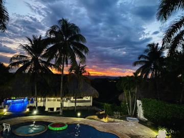 Casa Campestre En Venta En Melgar V165618