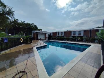 Casa Campestre En Arriendo En Cali En Santa Elena A387886