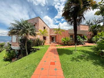 Casa Campestre En Arriendo En Medellin En Las Palmas A368035