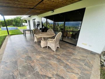 Casa Campestre En Arriendo En Montenegro En Pueblo Tapao A388831