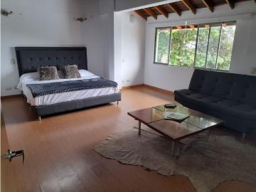Casa campestre en arriendo, Loma del escobero