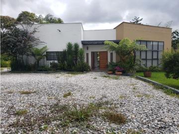 Casa campestre en arriendo o venta, La ceja