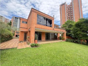Casa campestre en arriendo, Poblado