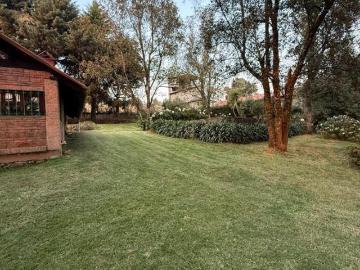 Casa campestre rodeada de naturaleza con amplio jardin, ideal para descanso
