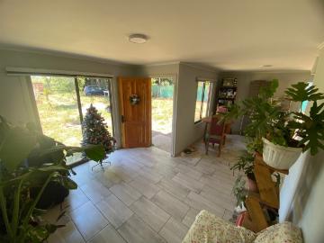Casa casi nueva en arriendo en parcela– Camino a Pinto