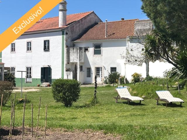 Casa centenária, sec. XIX, c/ terreno 2 320,00 m2 Torres Vedras