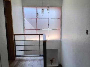 Casa céntrica Metepec, cerca de centros comerciales