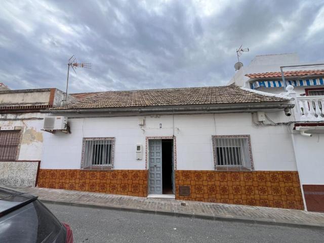 Casa céntrica en Villanueva del Río y Minas