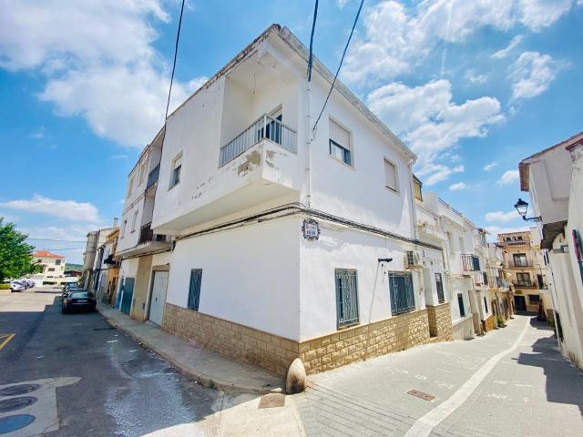 Casa céntrica en Yátova