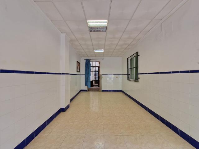 CASA CENTRICA PARA REFORMAR COMPLETAMENTE A TU GUSTO