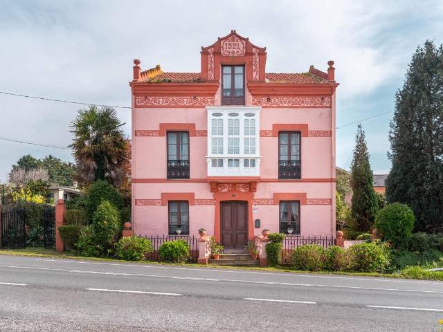 Casa chalet en Venta en Tapia de Casariego