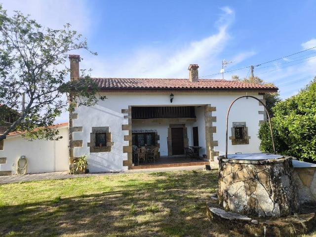 Casa chalet en Venta en Tazones Argüero