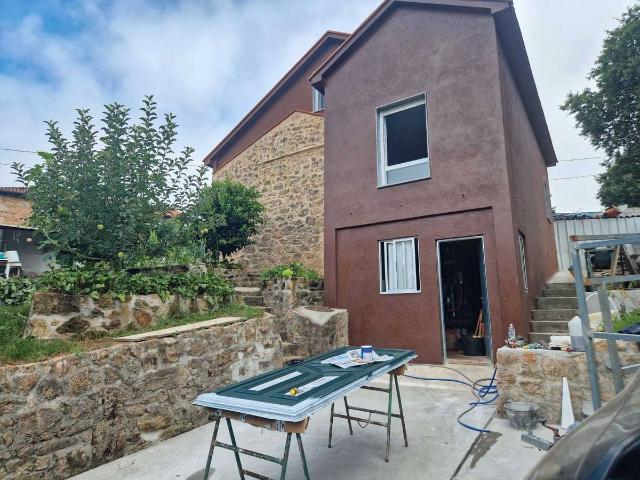 Casa chalet en Venta en Teo