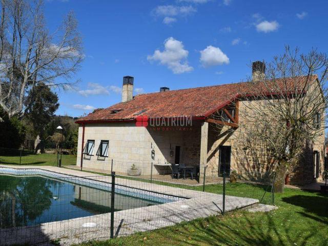 Casa chalet en Venta en Teo