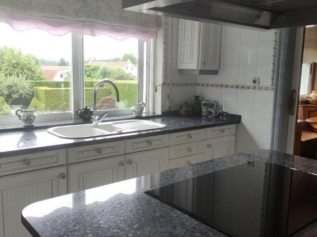 Casa chalet en Venta en Teo