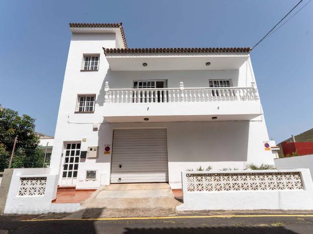 Casa chalet en Venta en Tegueste