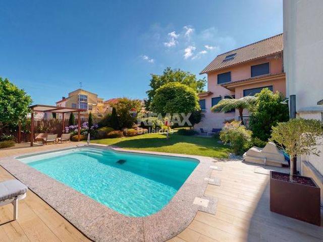 Casa chalet en Venta en Teis