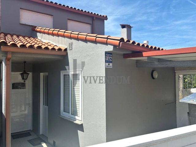 Casa chalet en Venta en Teis